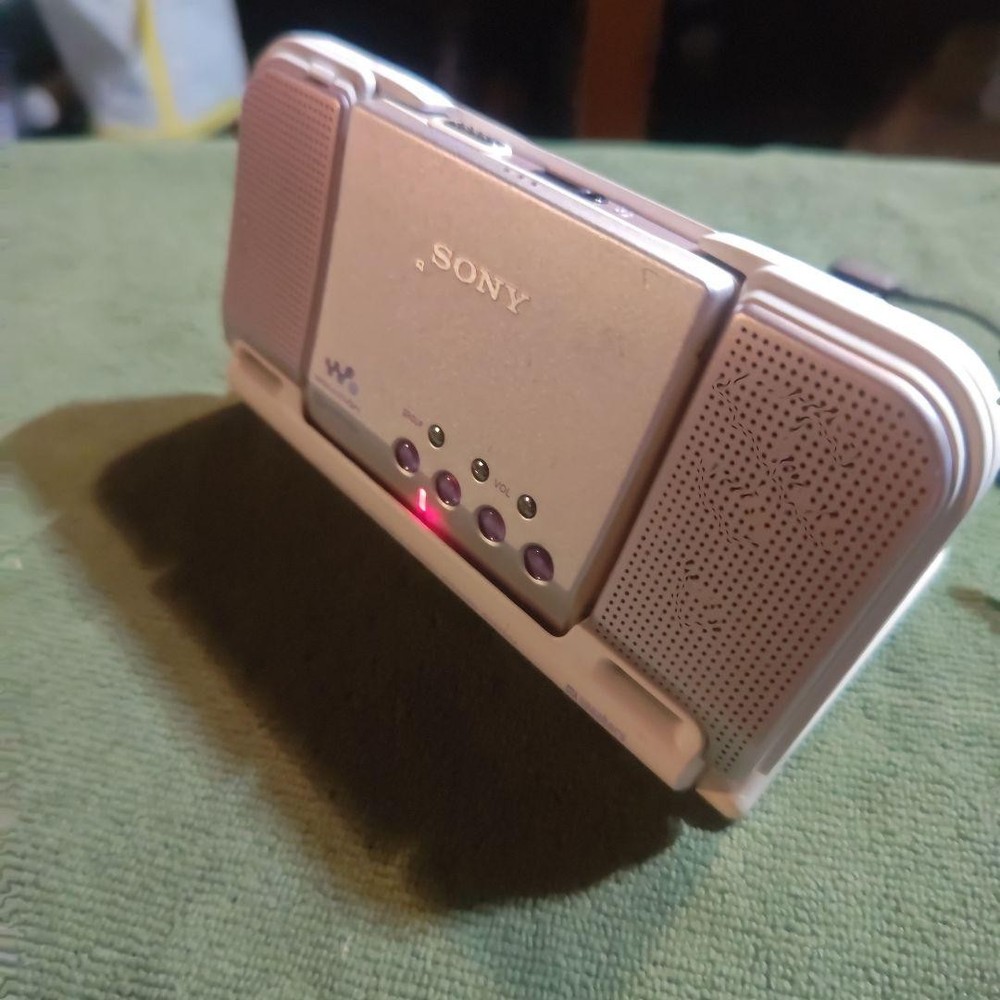 Sony MZ-E810SP MD WALKMAN MiniDisc player