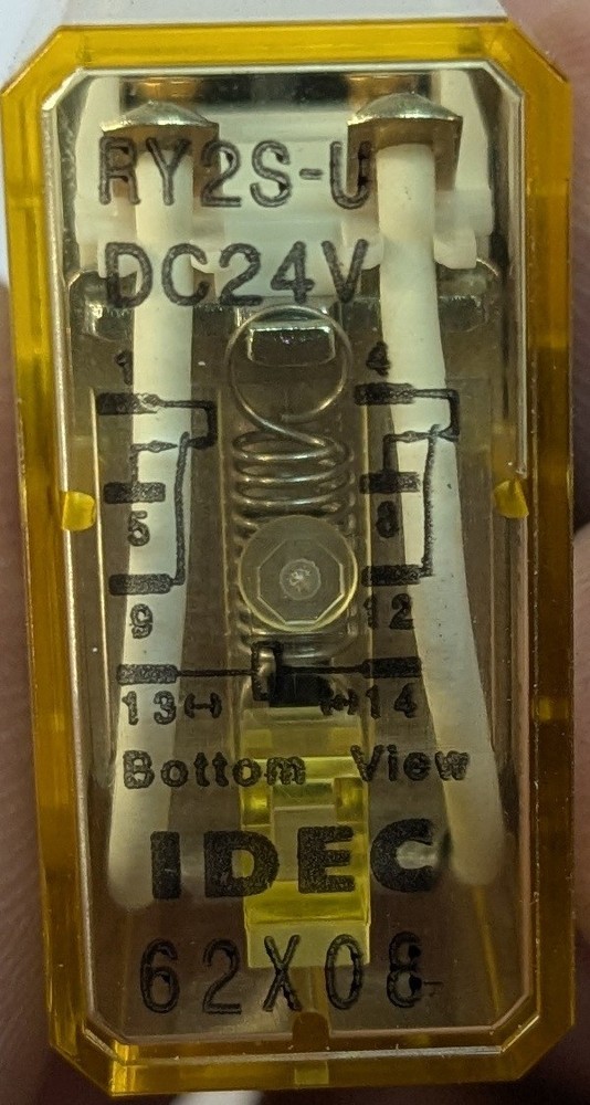 Idec RY2S-U DC24V 35144 Relay - Used