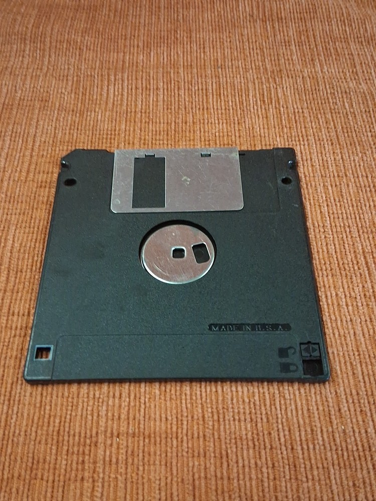 IMATION 3.5" FLOPPY DISK IBM FORMATTED 