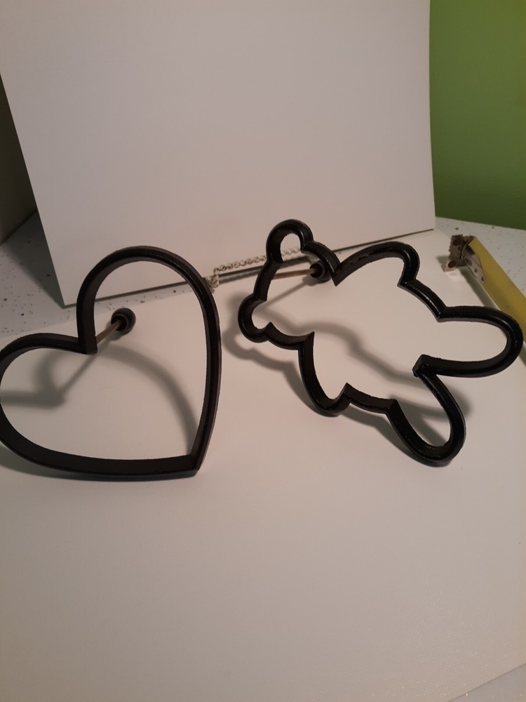 2 Pancake egg shapes  bear heart With Handles