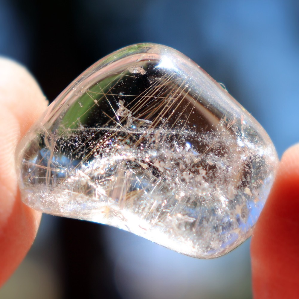 Tumbled Stone: Rutilated Quartz Crystal from Brazil (RTQ414)