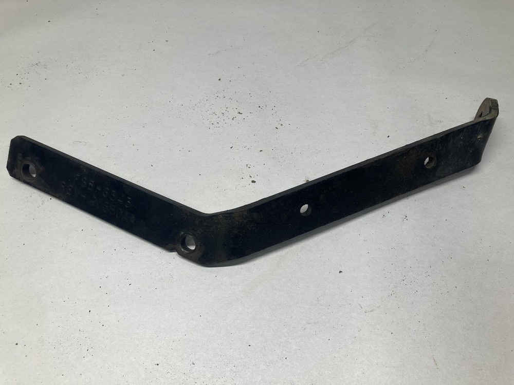 Peterbilt 389 Brackets, Misc RH UPPER FAN RING SUPPORT BRACKET | P/N F856343