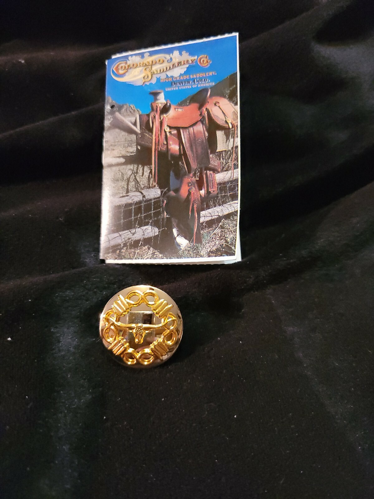 Colorado Saddlery 1 in Barbwire w longhorn Concho 1 New.