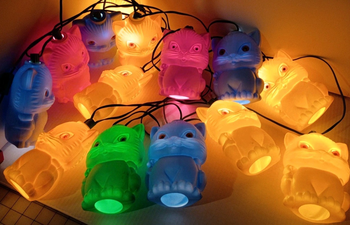 Vtg 60’s Pasta CAT Blow Mold 13pc String Lights RV Camper Patio Tiki Parti Lites