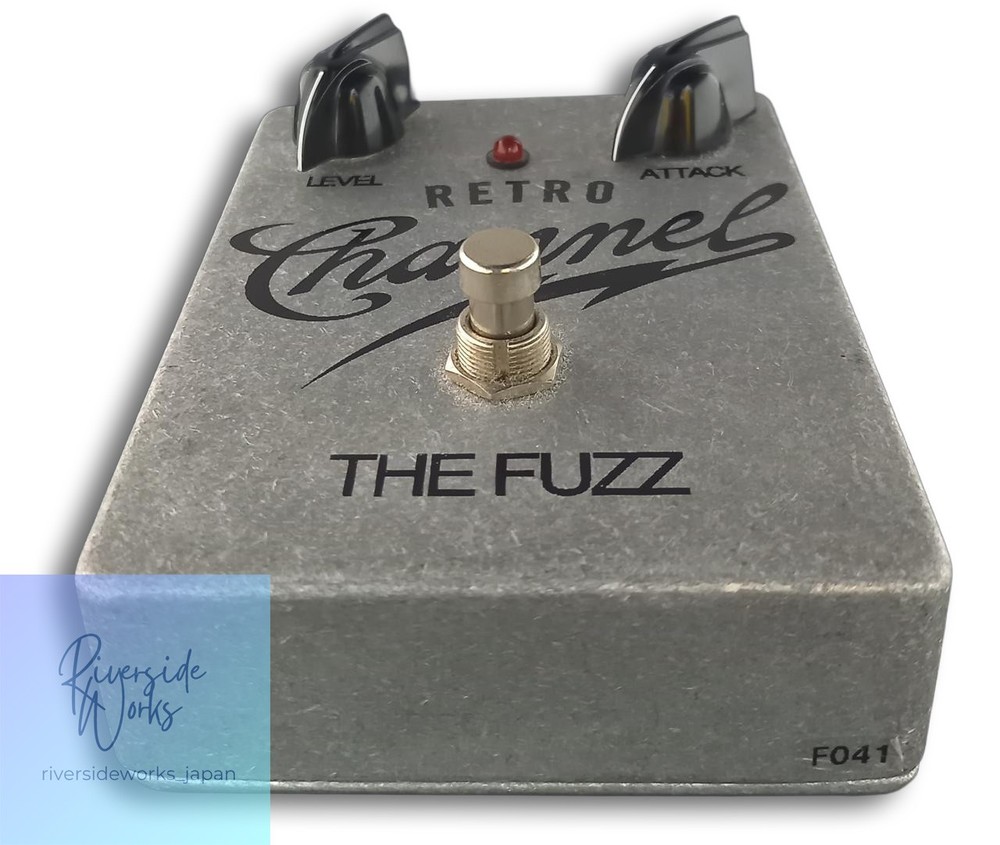 RETRO CHANNEL The Fuzz Effects Pedal