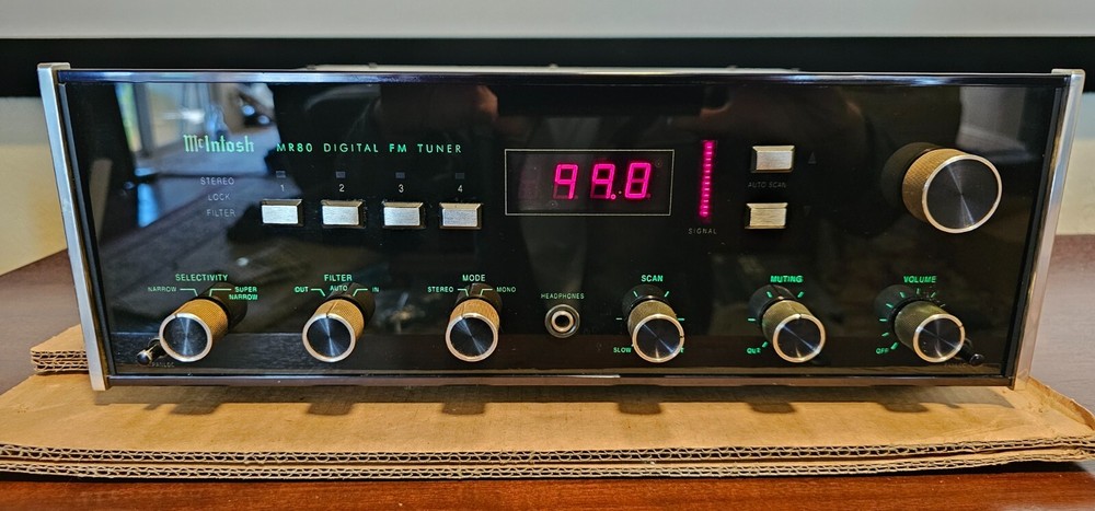 McIntosh MR80 Tuner