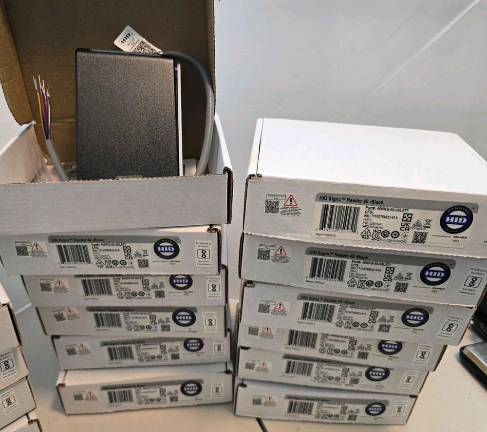 HID Signo 40 Keypad Reader And Reader LOT. 30 NEW.