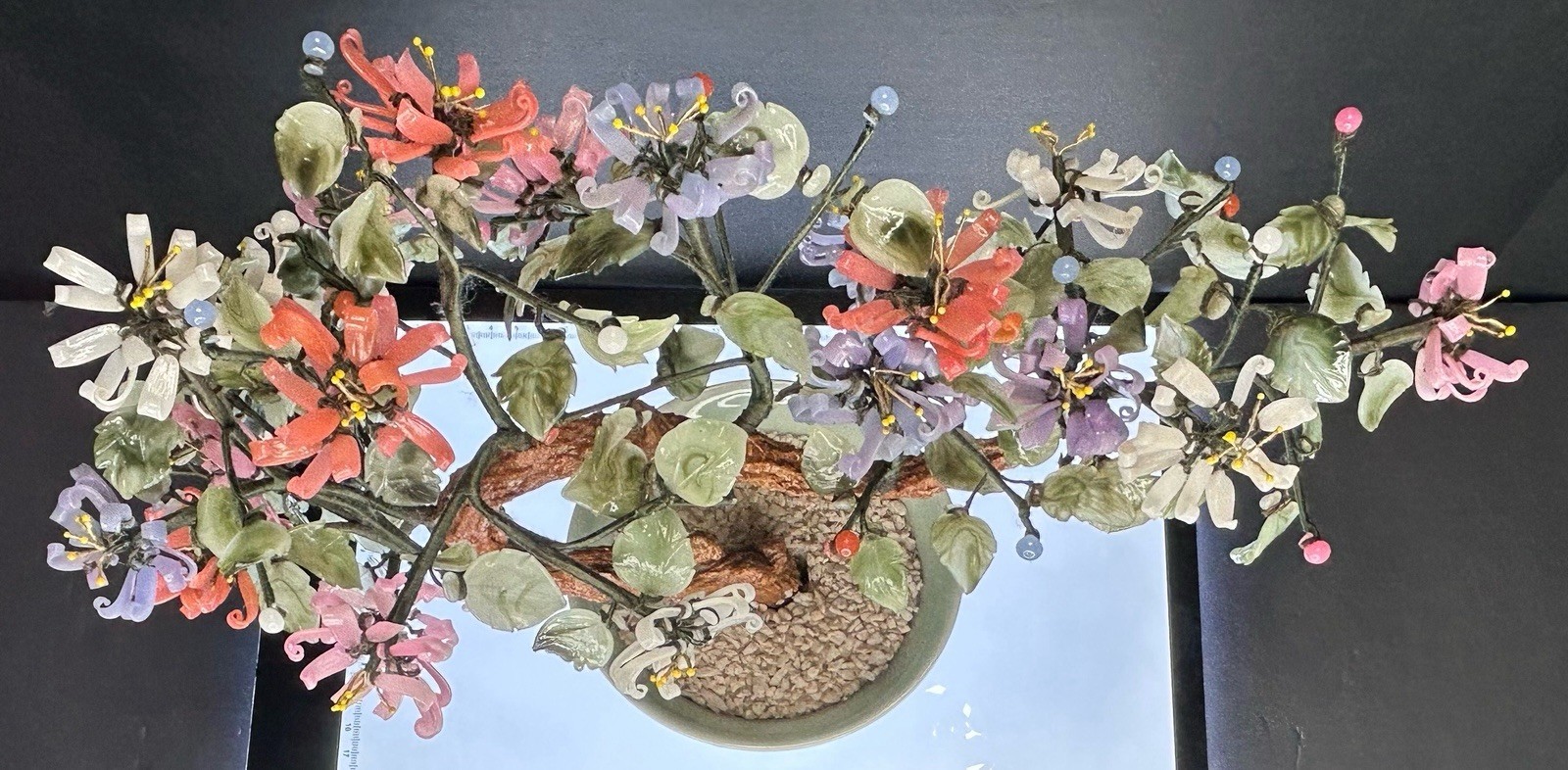 Vintage Chinese Jade Quartz Stone Glass Bonsai Tree Celadon Pot Curly Leaf Large