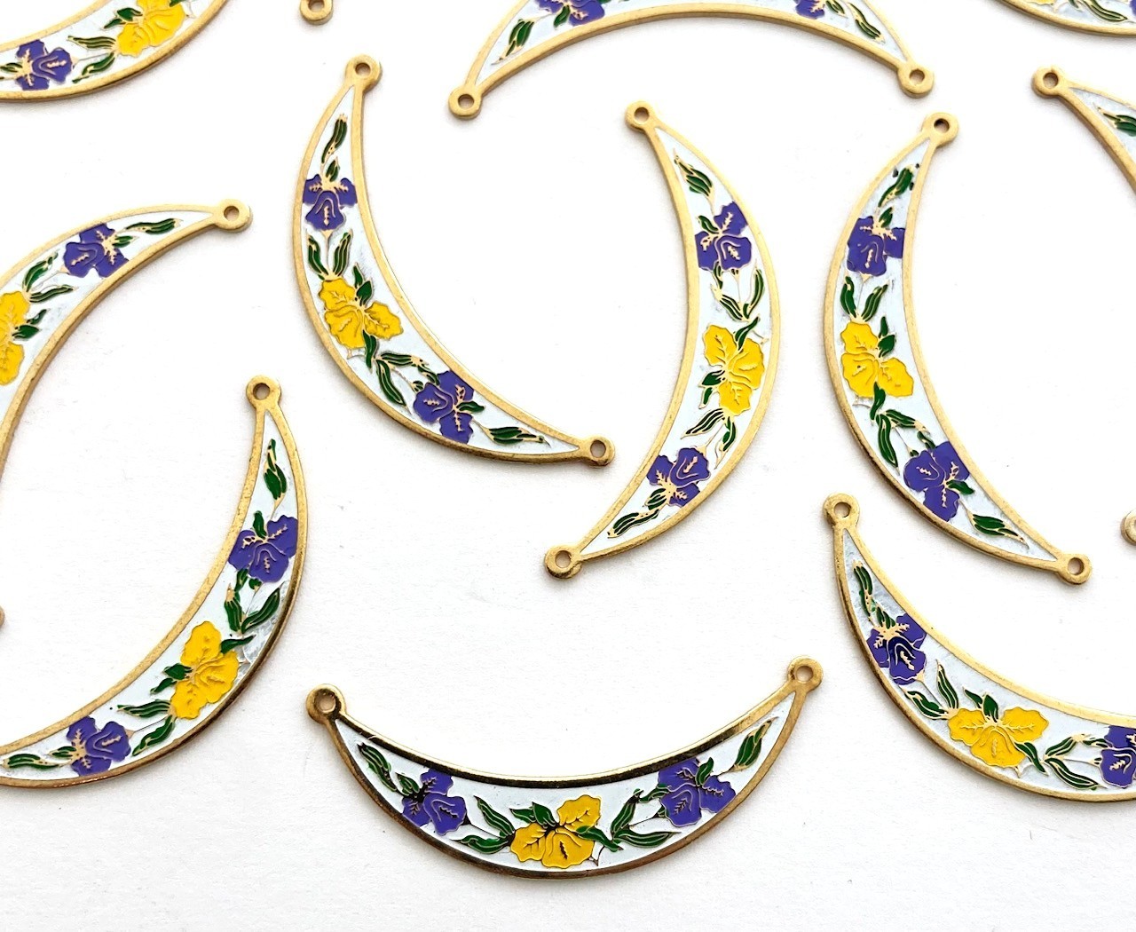 12 Vintage Yellow Purple Flowers White Crescent 2-Loop Connector Pendants 5190P
