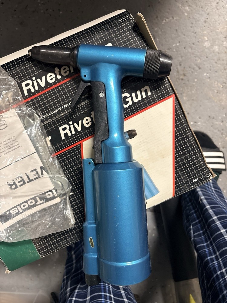 Ludell Air Riveter Tool