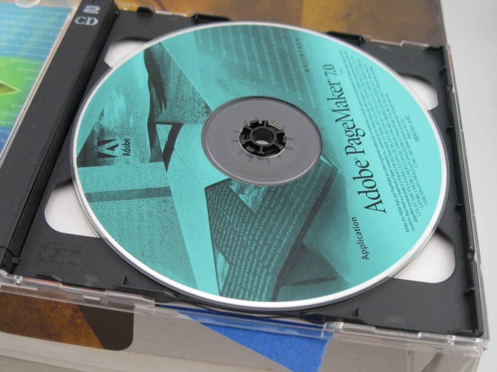 Adobe Pagemaker 7.0 - Mac Full Retail Boxed Edition w/ serial # & Video Workshop