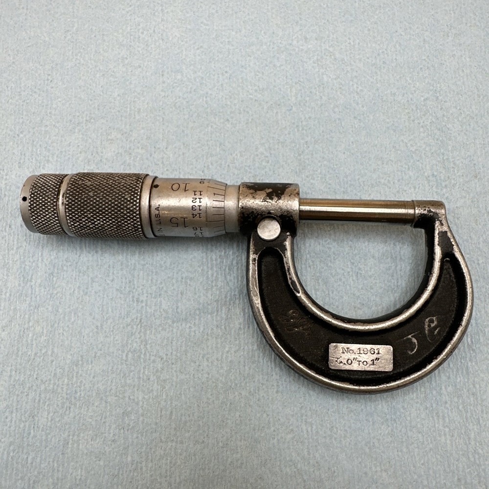Lufkin 0-1” Locking Outside Micrometer No. 1961 *owners Marks