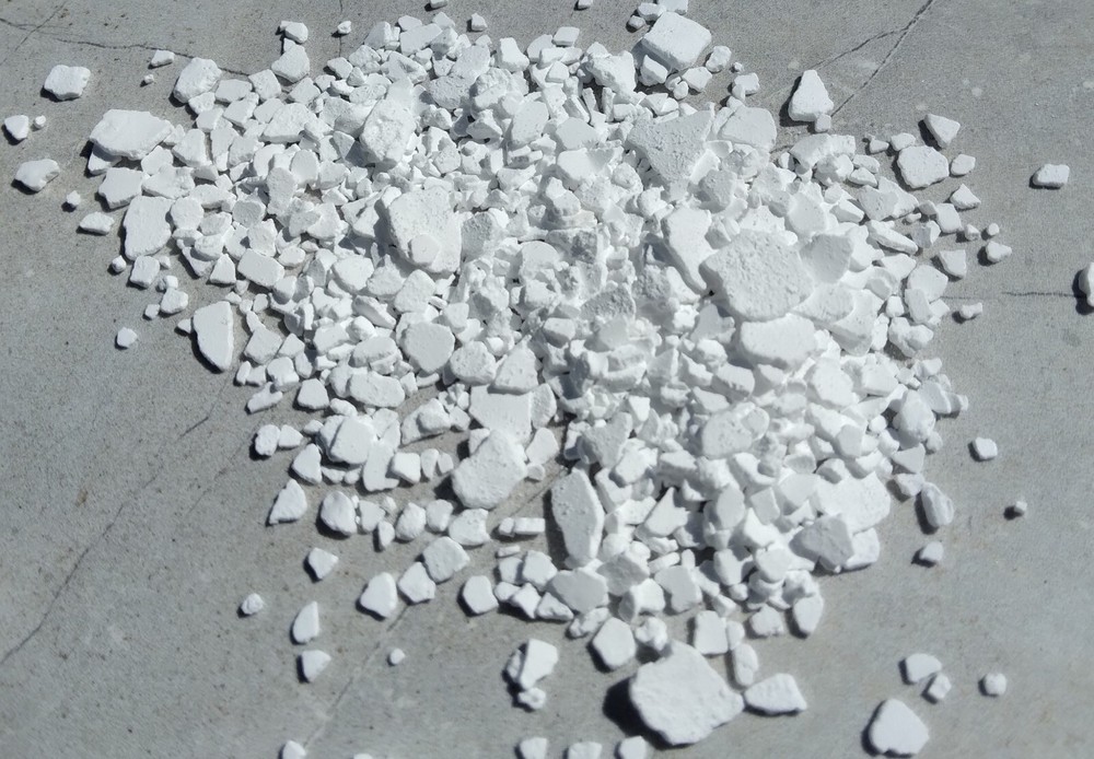Calcium chloride flake / Dow Flake / 5 lb Free Shipping
