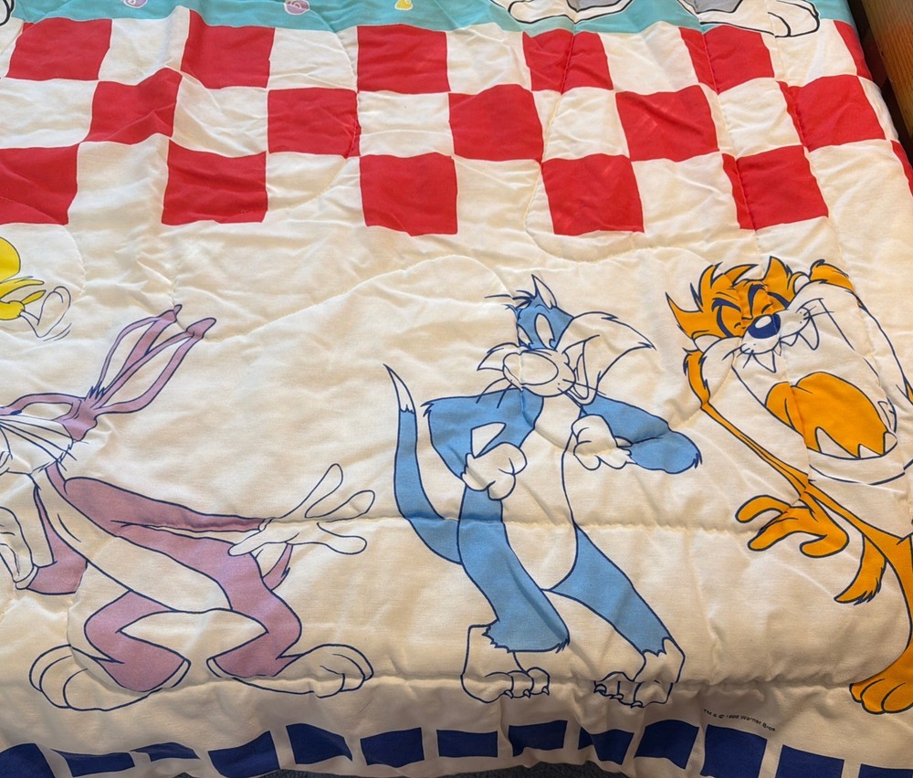 VTG Looney Tunes Twin Comforter