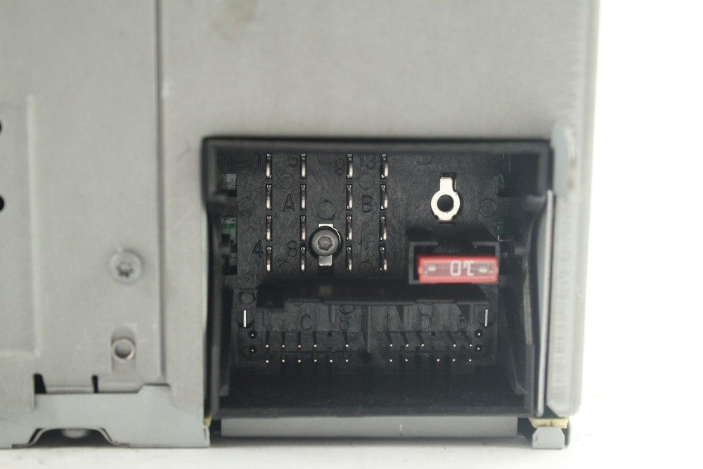Volkswagen Golf 2008-2012 Stereo System