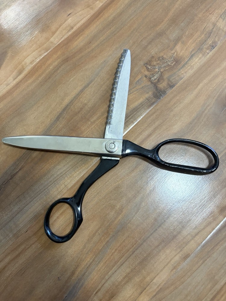 Wise CB9 Made In USA Pinking Shears Scissors Zig Zag