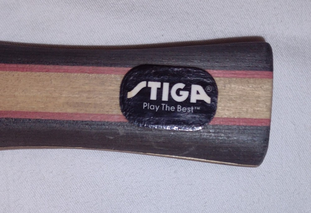 Stiga Blaze Ping Pong Paddle With Case
