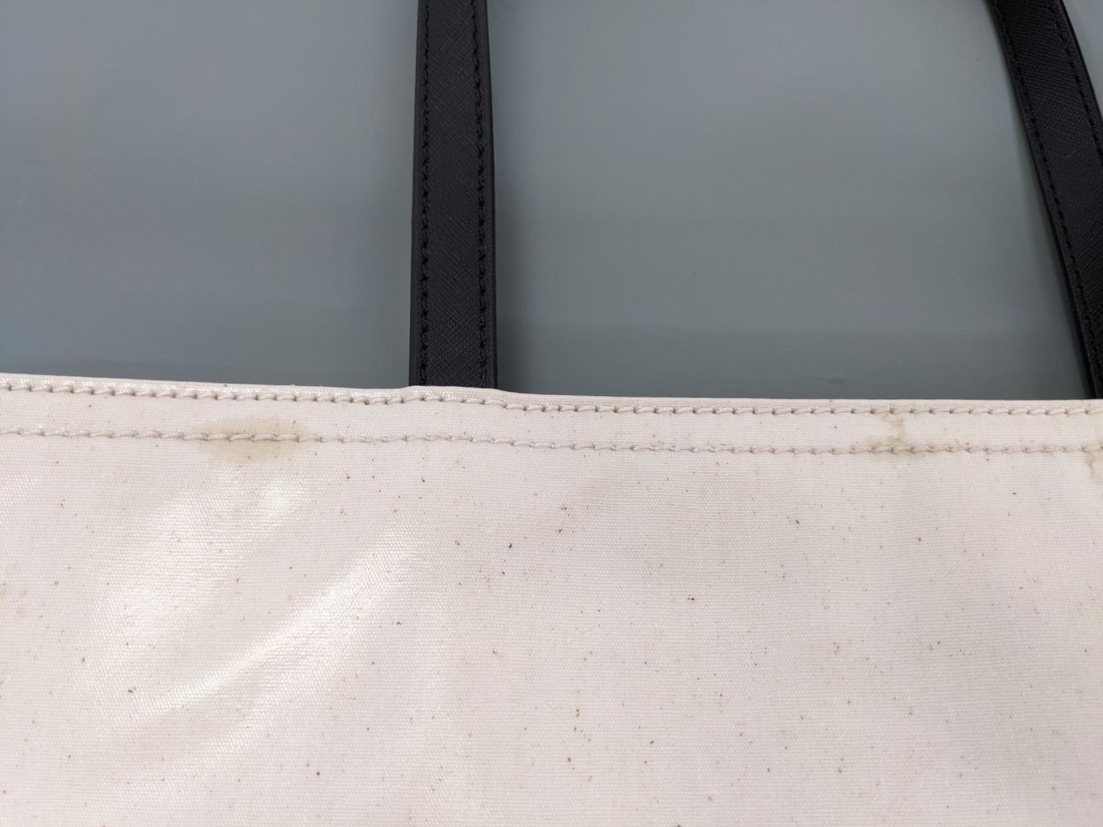 Kate Spade Disney X Minnie Mouse Coated-Canvas Zip-Top Tote Bag, White Used KSNY