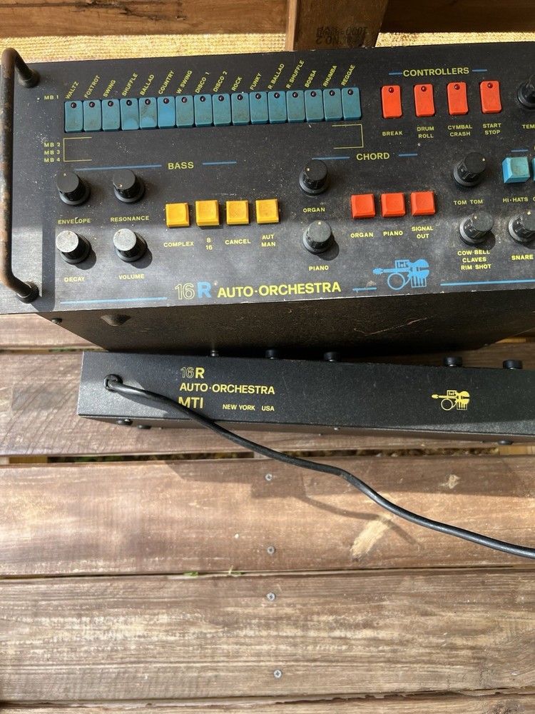 VINTAGE MTI MIXER
