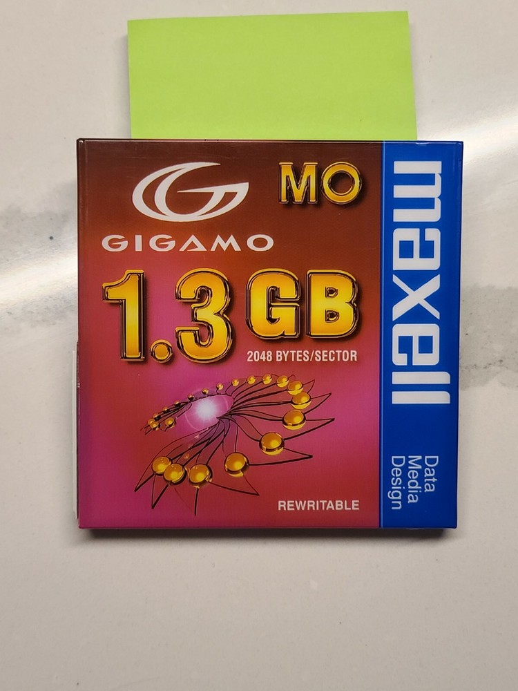 Maxwell 1.3GB  MO Drive