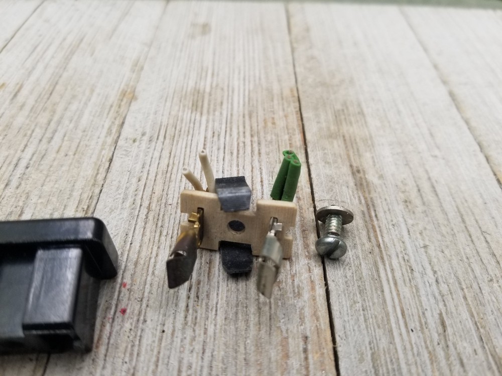 Norman P1250D Power Pack Parts ~ Sync Plug