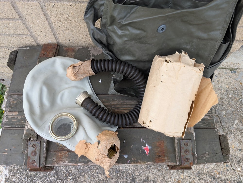 GP5 Gas Mask with bag, hose, and filter