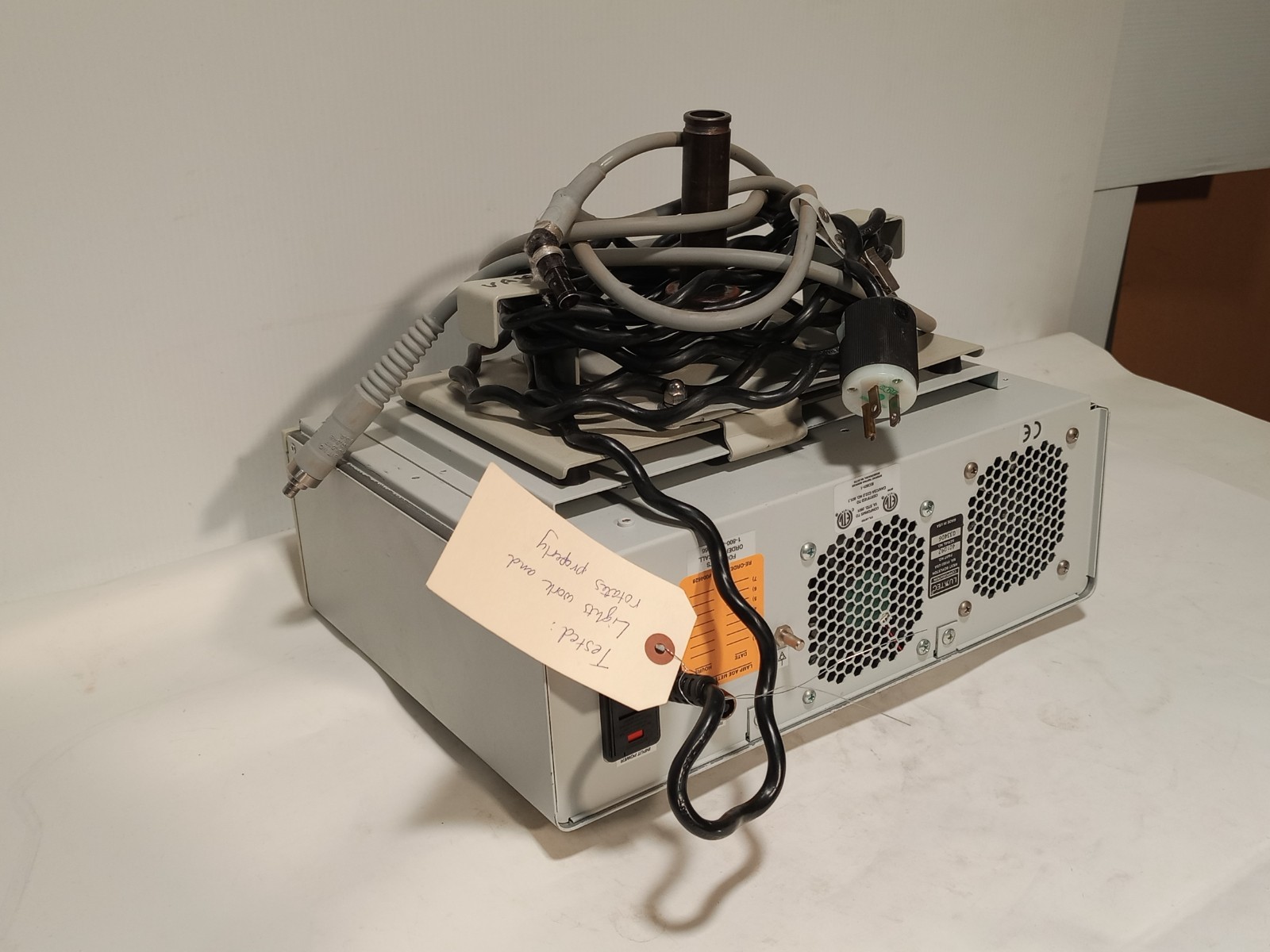 Luxtec 9300XSP 300W Xenon Light Source, turret ACMI/Storz/Wolf/Olympus tested