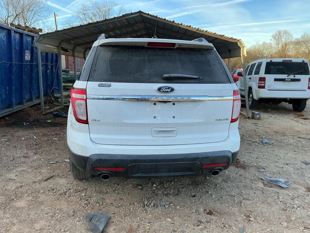 EXPLORER 2014 Glove Box 4922231