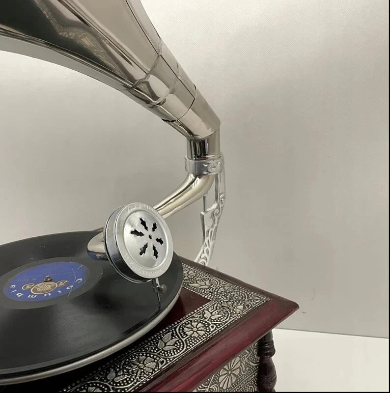 Antique HMV Gramophone Fully Functional working Phonograph, win-up record player