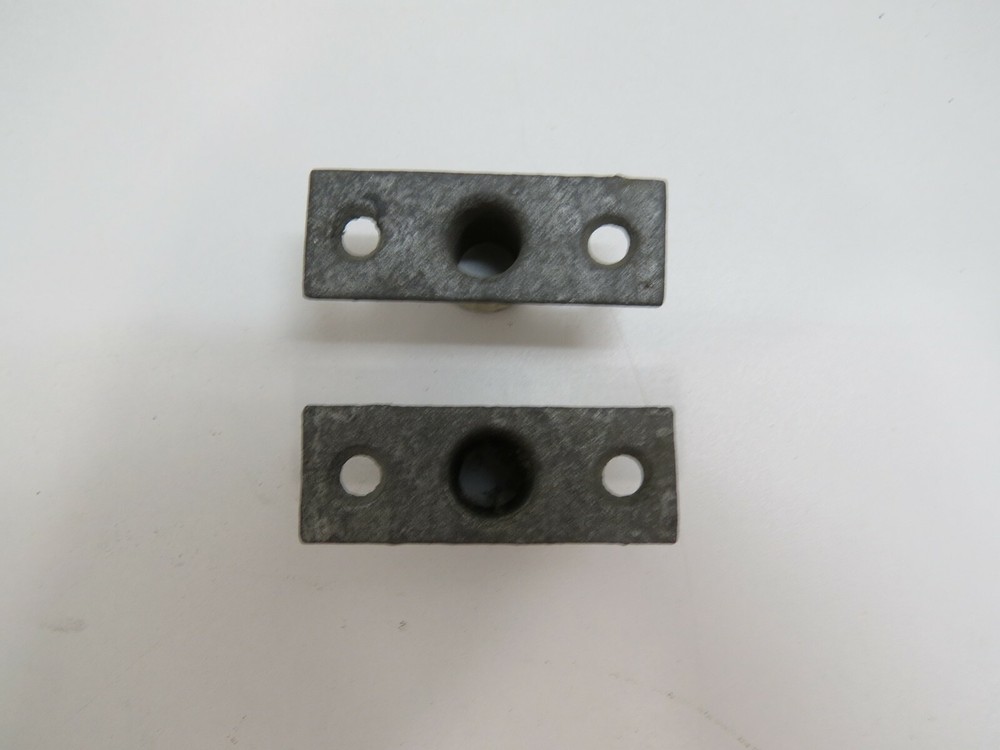 PAIR GALVANIZED CAST IRON OAR LOCK TOP MOUNTS ROW BOAT (C2.5A263B)