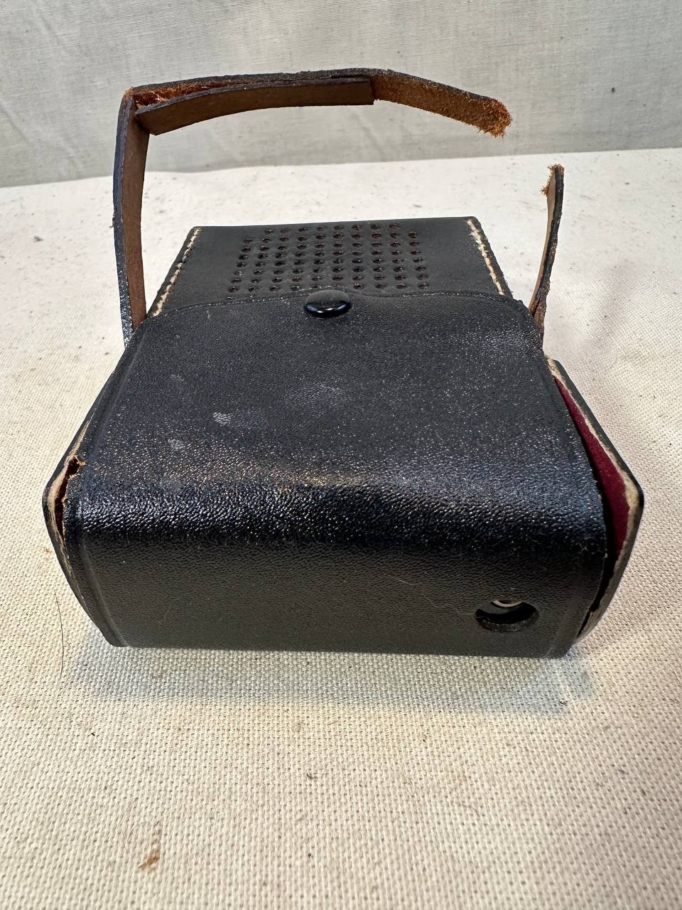 Vintage York 10 Ten Transistor Radio Japan NOT WORKING w/ Leather Case 030 048