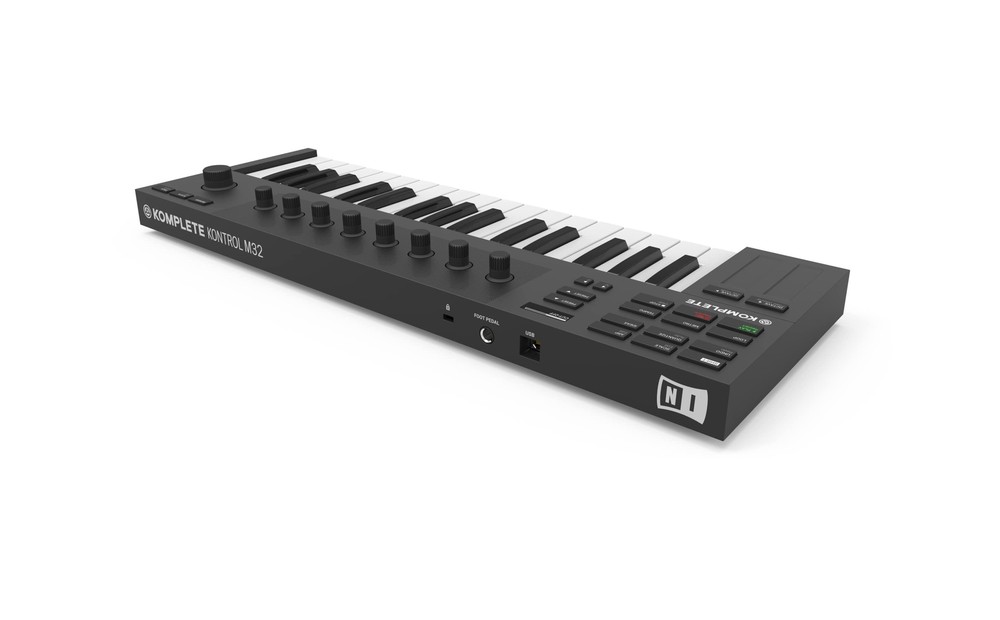 Native Instruments Komplete Kontrol M32 Controller Keyboard, 6.57 x 18.7 x 1....