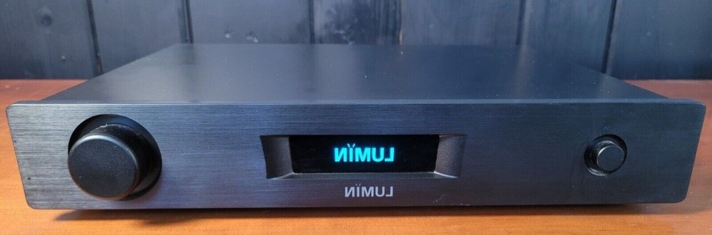 Lumin M1 Network Music Streaming Amplifier - Black