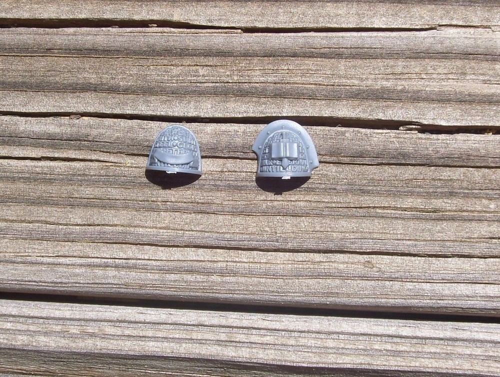 40K Grey Knights Strike Squad Justicar Shoulder Pads Bits
