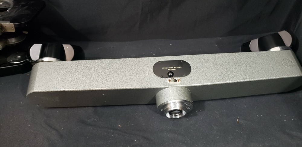 Ernst Leitz Wetzlar Laboratory Microscope Germany W/ Duel bar Teaching Head