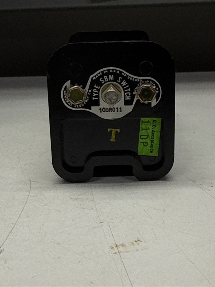 NEW GENERAL ELECTRIC TYPE SBM SWITCH 10BR011