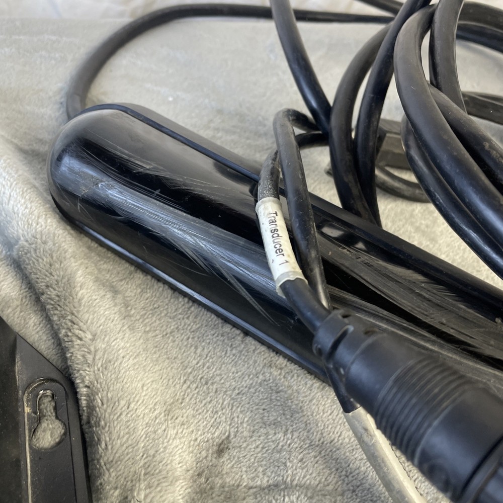 Lowrance/Simrad 3D Structurescan With FA XDCR-DSS3D Transducer