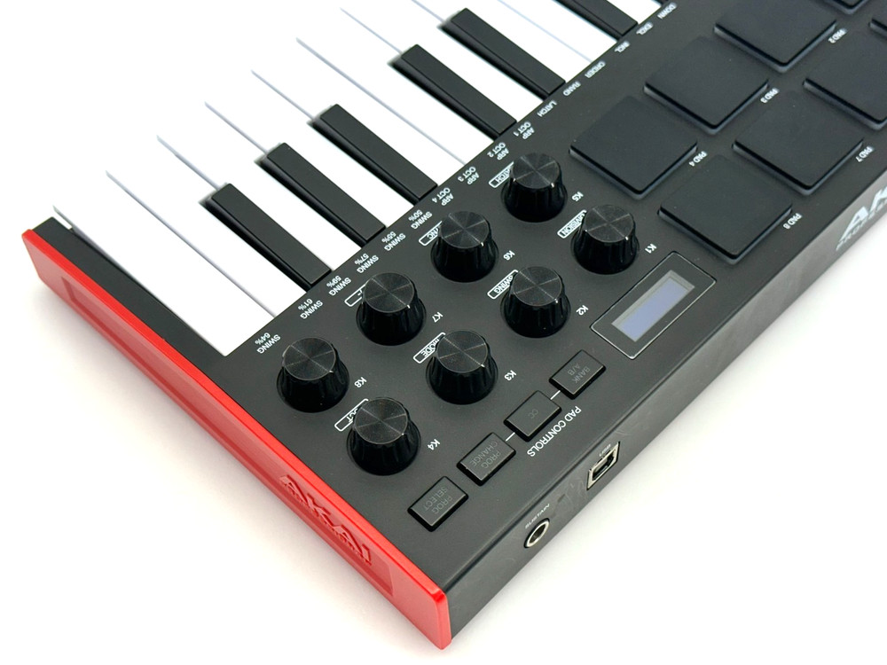 Akai Professional MPK Mini Play Keyboard and Mini Controller MK3