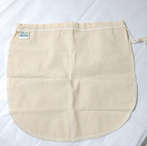 ONE NEW GO NUTS Milk Bag Drawstring