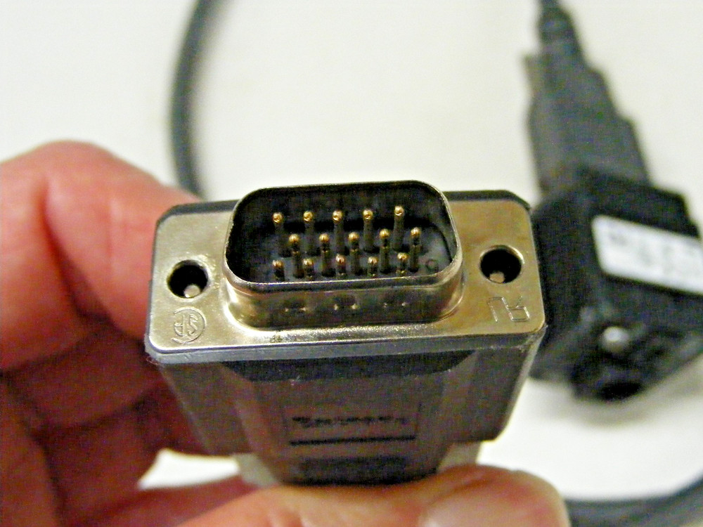 (2) Extron VTR001 Receiver