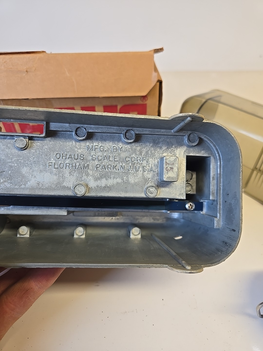 OHAUS Model 10-10 Reloading Balance Beam Scale (In Original Box)