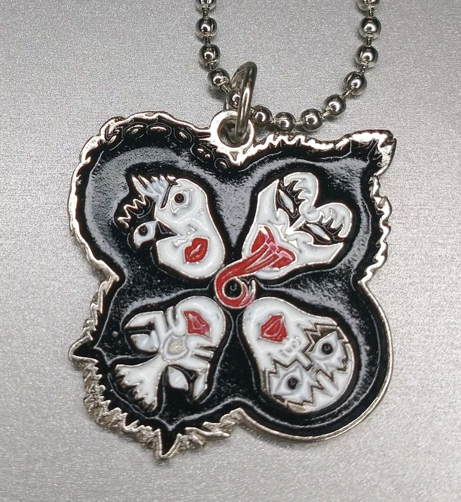 KISS - Necklace /  Pendant, (Rock And Roll Over)