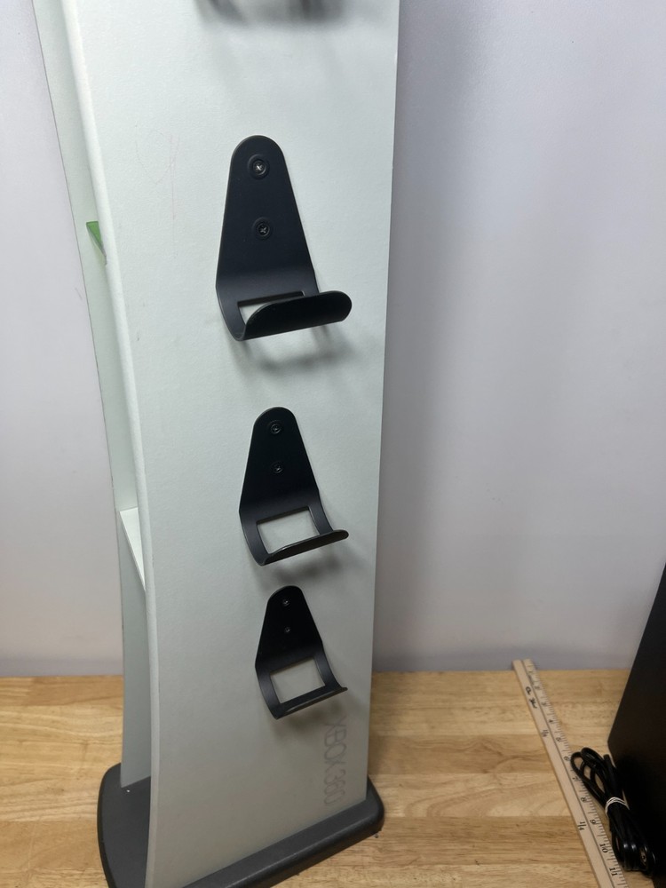 Xbox 360 LevelUp Slam Brands Gaming Storage Tower