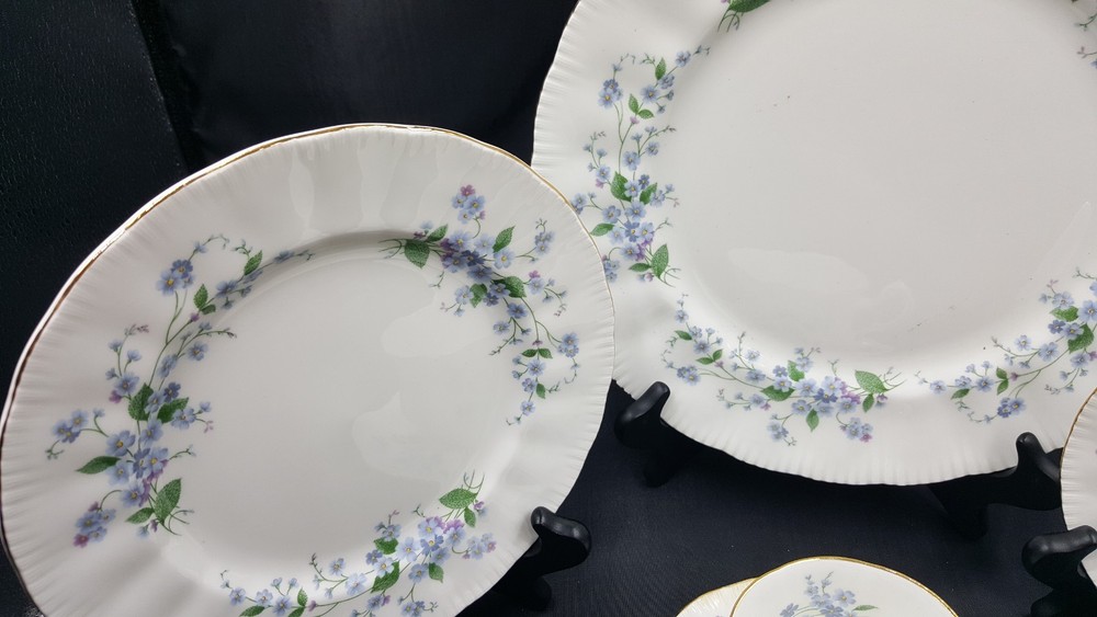 PARAGON FORGET ME NOT 5 Five Piece Place Setting (S)