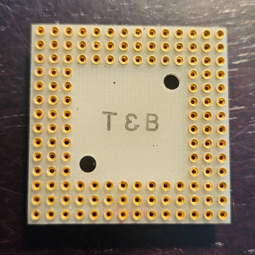 Vintage T&B Thomas & Betts 84-pin socket Ceramic Pin Grid Array (PGA) gold