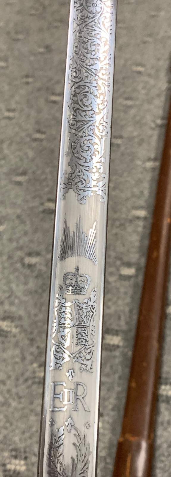 WILKINSON COLDSTREAM GUARDS SWORD & SCABBARD APPOINTMENT QUEEN ELIZABETH II