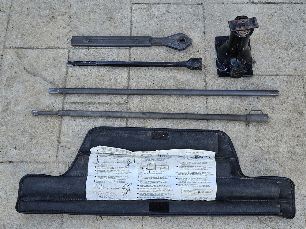 OEM DODGE SPARE TIRE JACK SET 52057702