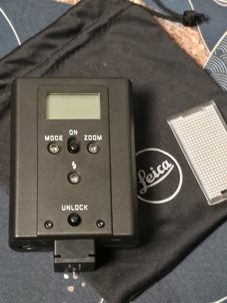 Leica CF 22 Shoe Mount Flash