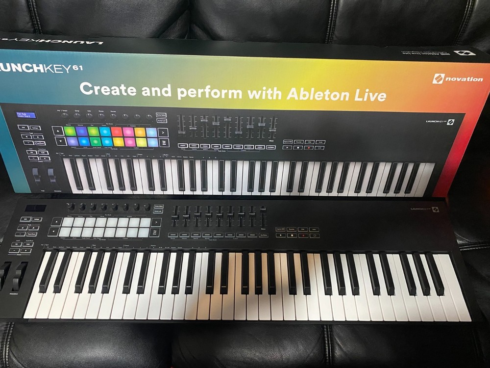 Novation Launchkey MK3 61-Note Keyboard Controller - Black