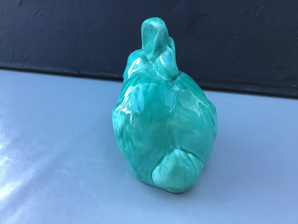 ANGLIA POTTERY TURQUOISE RABBIT AP171